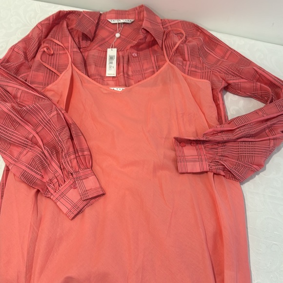 Trina Turk Aisling Print Long Sleeve Shirtdress. Size Medium - Picture 5 of 14